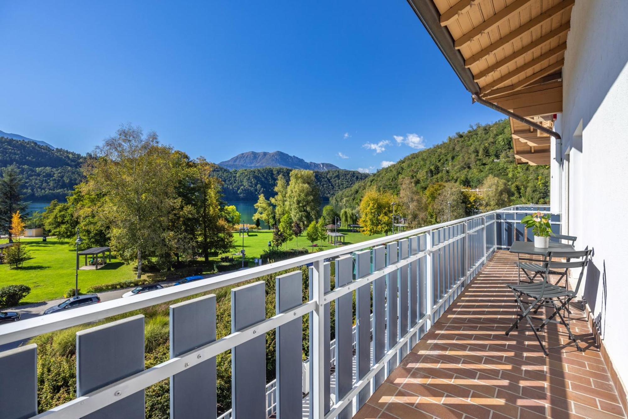 Hotel Al Sorriso Greenpark&Wellness Levico Terme Quarto foto